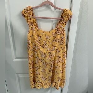 XL Old Navy yellow floral short dress